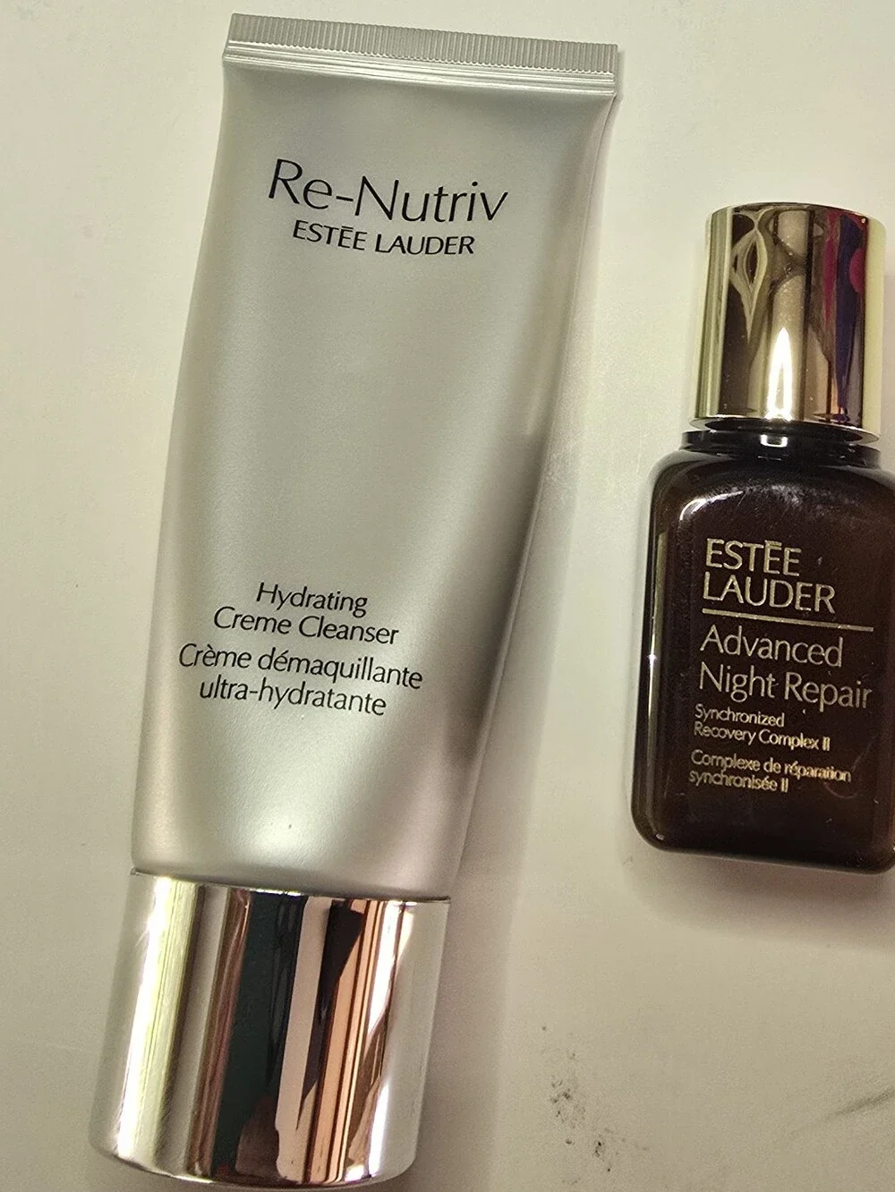 Estee Lauder Re-Nutriv Ultimate Diamond Skincare Set With Pouch - Picture 9 of 9